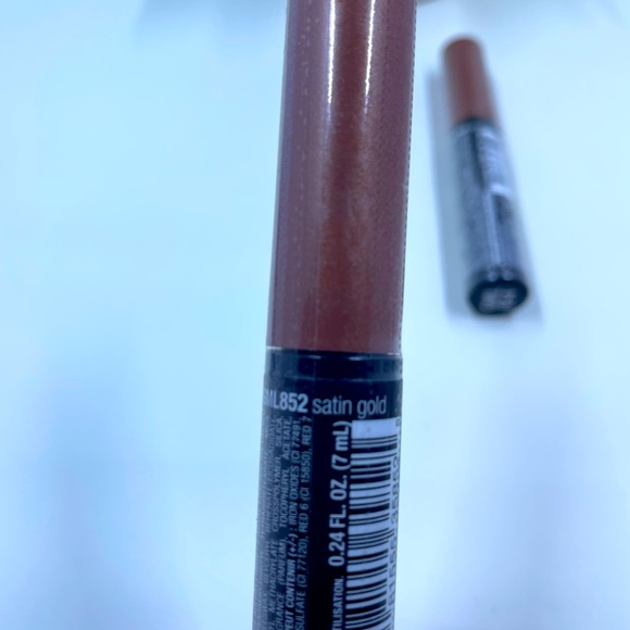 L.A. Girl Metal Liquid Lipstick Bundle - Picture 3 of 6